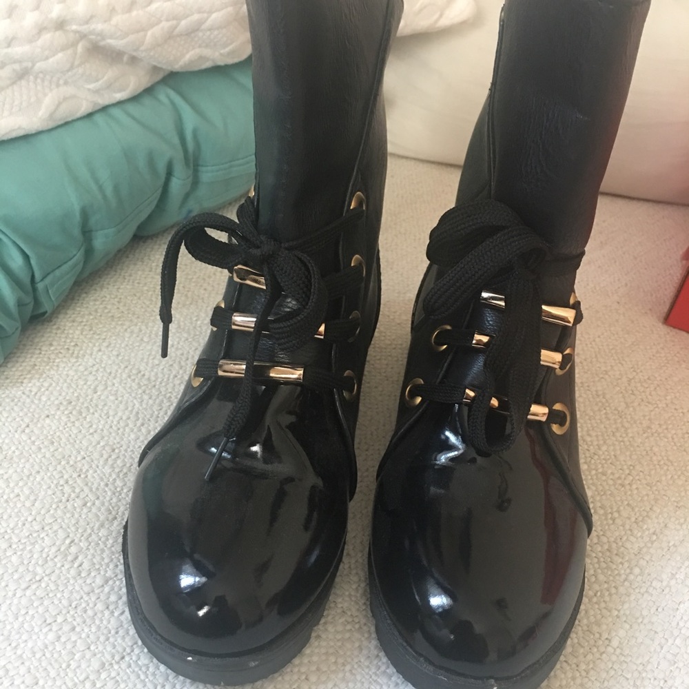 Pretty boots on sale
